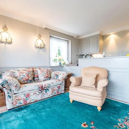 Luxus Soenshoern 8 Апартаменты *