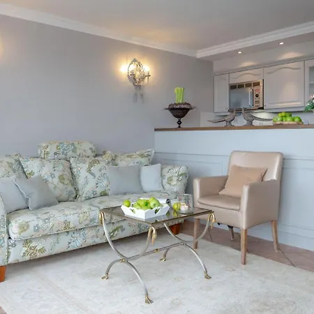 Luxus Soenshoern 8 * Munkmarsch